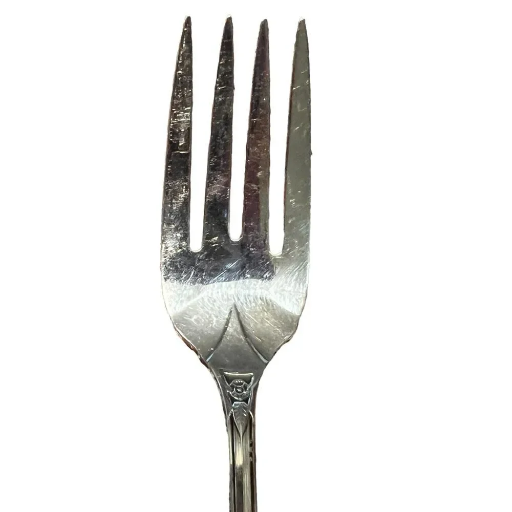 9 Vintage Heirloom Plate Chateau Salad Forks Silver Plate